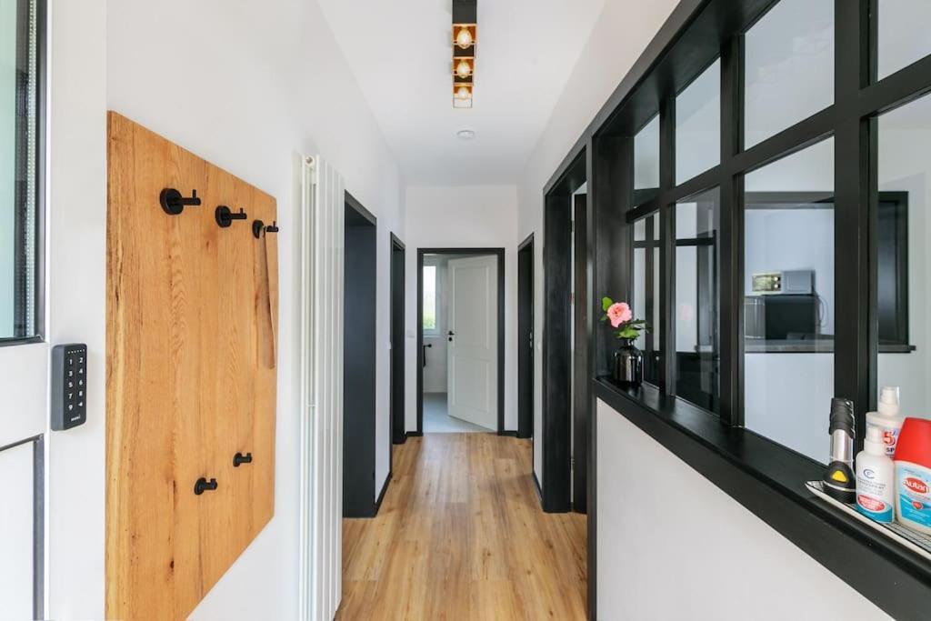 Charmantes Townhaus Mit Garten, W-Lan & Netflix Potsdam Bagian luar foto